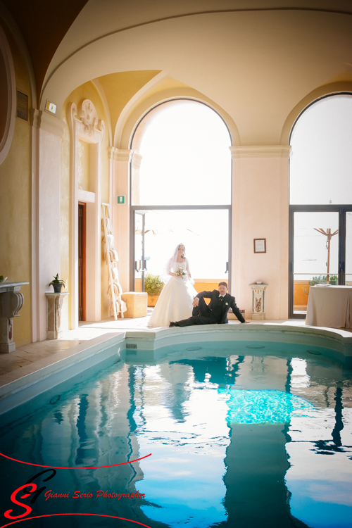 matrimonio in piscina